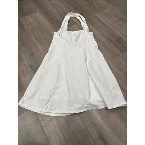 Outdoor Voices White Activewear Crossback Dress With Built-In Shorts Size Small - Picture 4 of 9
